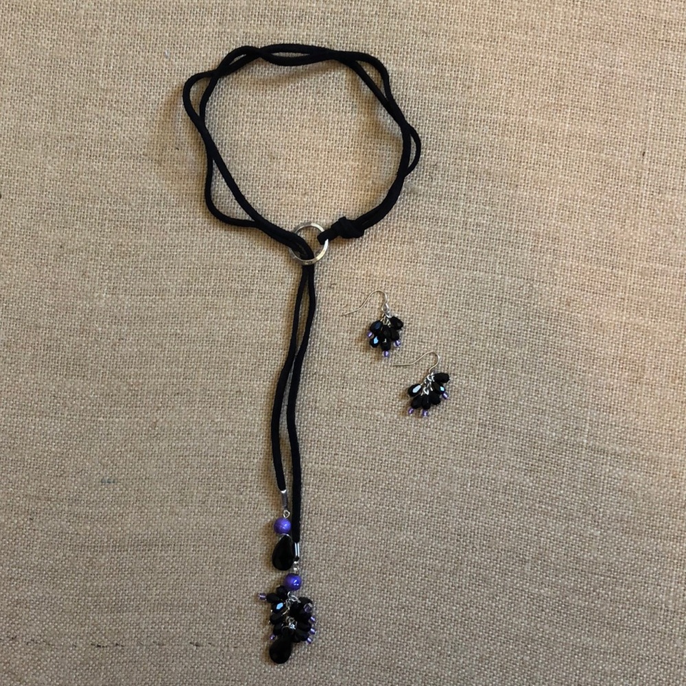 Black Onyx and Purple Chocker and Earring Set - Picture 2 of 8